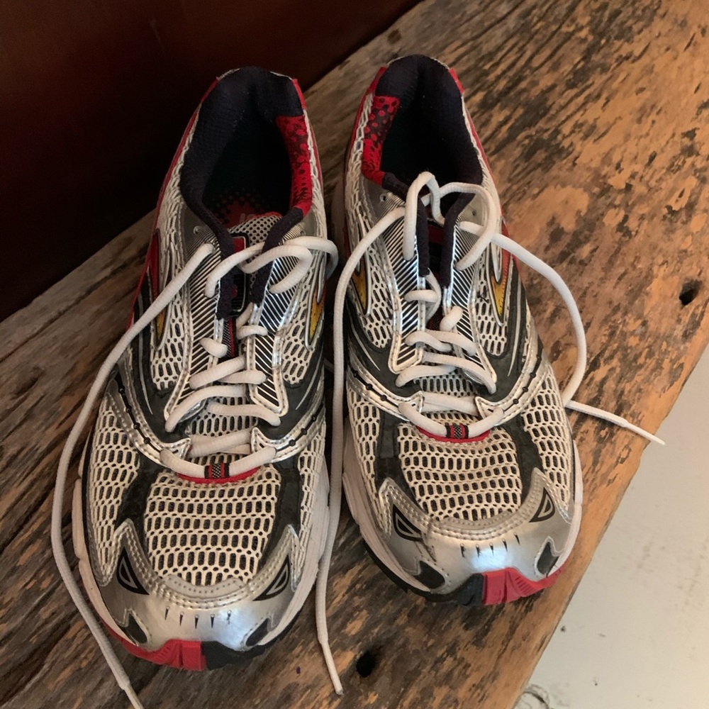 Brooks ghost
